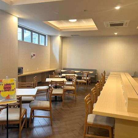 Y'S Hotel Shin Осака Екстериор снимка
