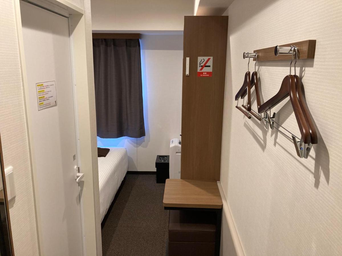 Y'S Hotel Shin Осака Екстериор снимка