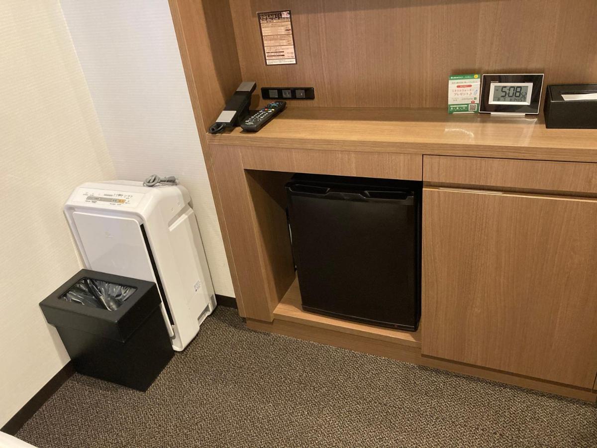 Y'S Hotel Shin Осака Екстериор снимка