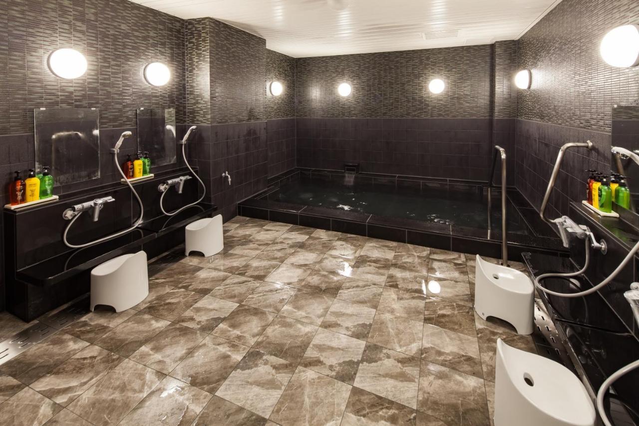 Y'S Hotel Shin Осака Екстериор снимка